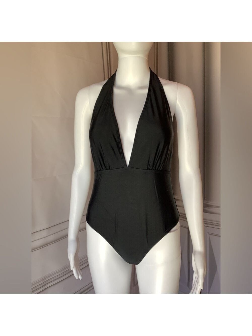 **CUPSHE** Women's One Piece Swimsuit Sexy Deep V Neck Black Tie Medium NWT